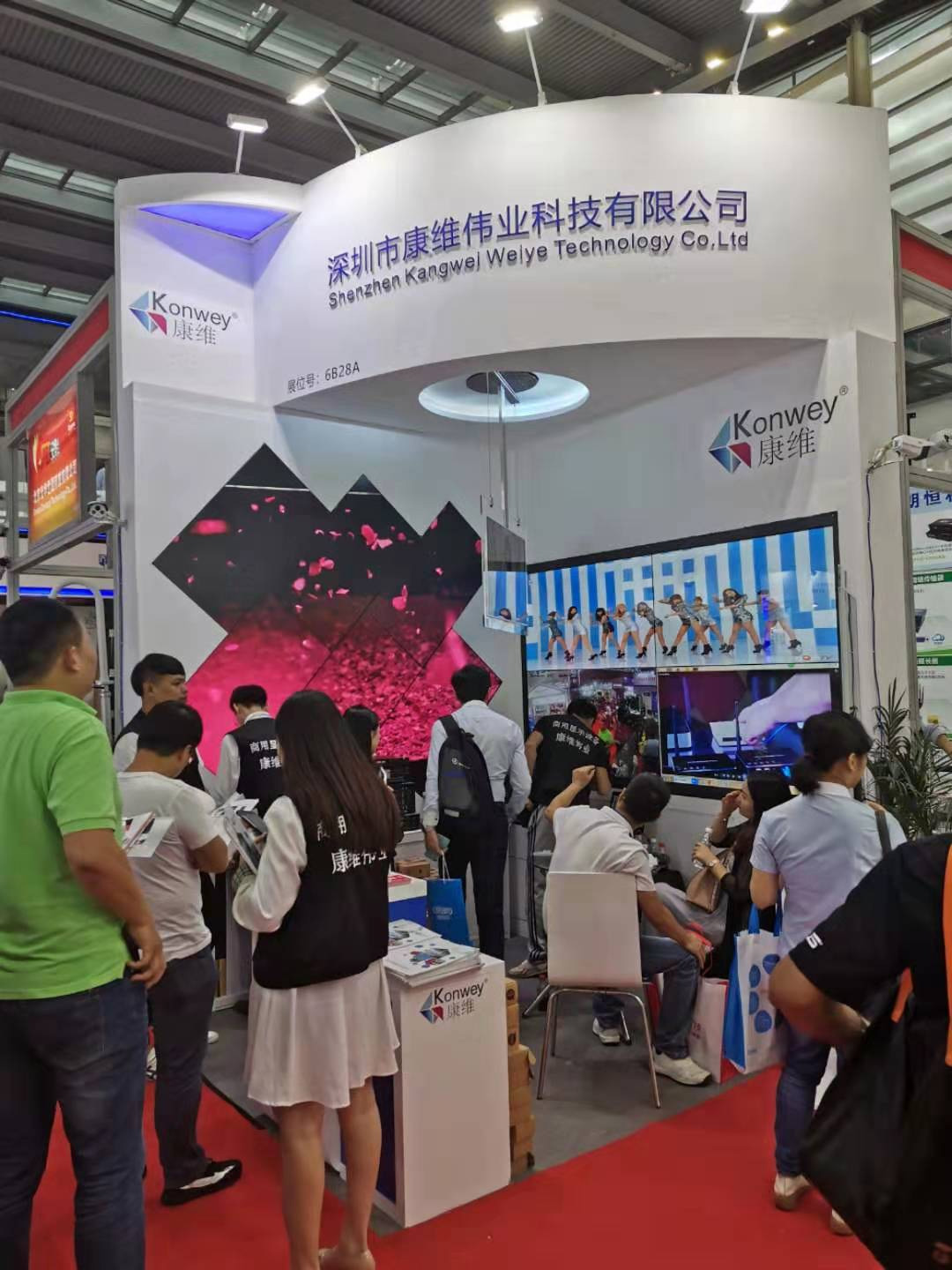 LED窄边多样化液晶拼接屏