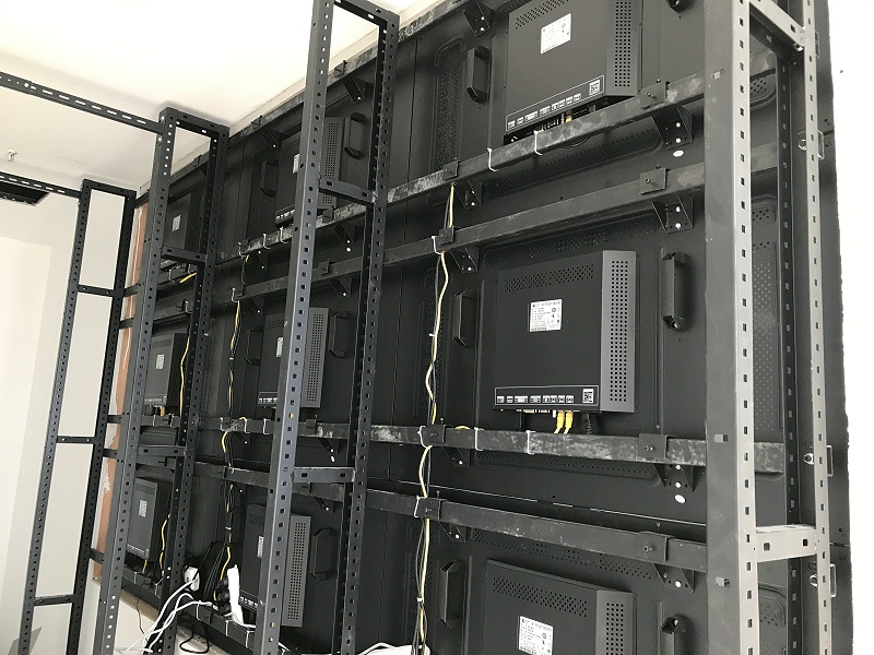 液晶拼接屏厂家